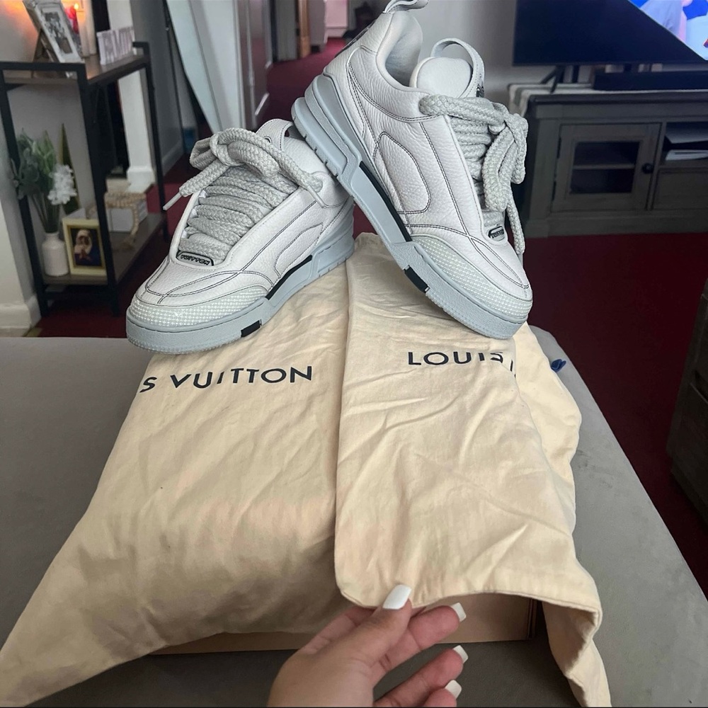 LOUIS VUITTON SKATE SNEAKER ‘OVERSIZED FLOWER’ - GREY